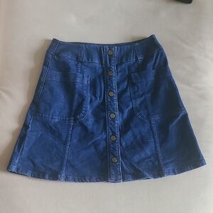 Boden Blue Denim Button Front Skirt. Size 8